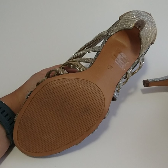 Kelly & Katie Gold/Silver Strappy Sparkle Heels - Picture 10 of 11